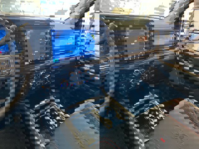 New 2026 Ford F250 Lariat w/ Black Appearance Package image 12