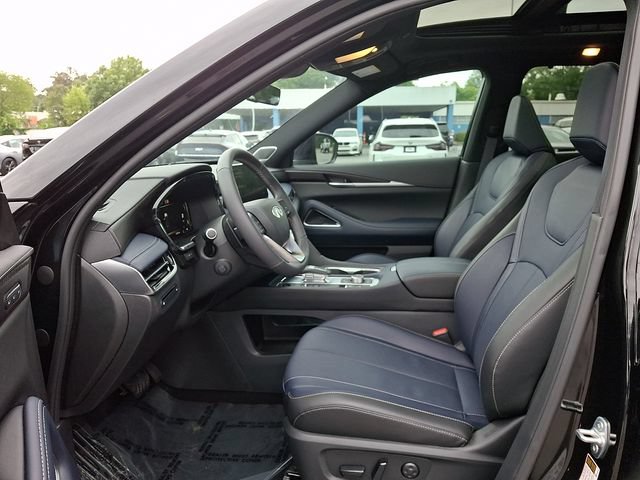 Used 2026 INFINITI QX60 Sport w/ Dark Cargo Package AWD/4WD image 16