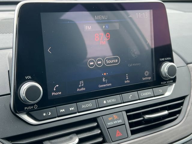 Used 2025 Nissan Altima 2.5 SV FWD image 20