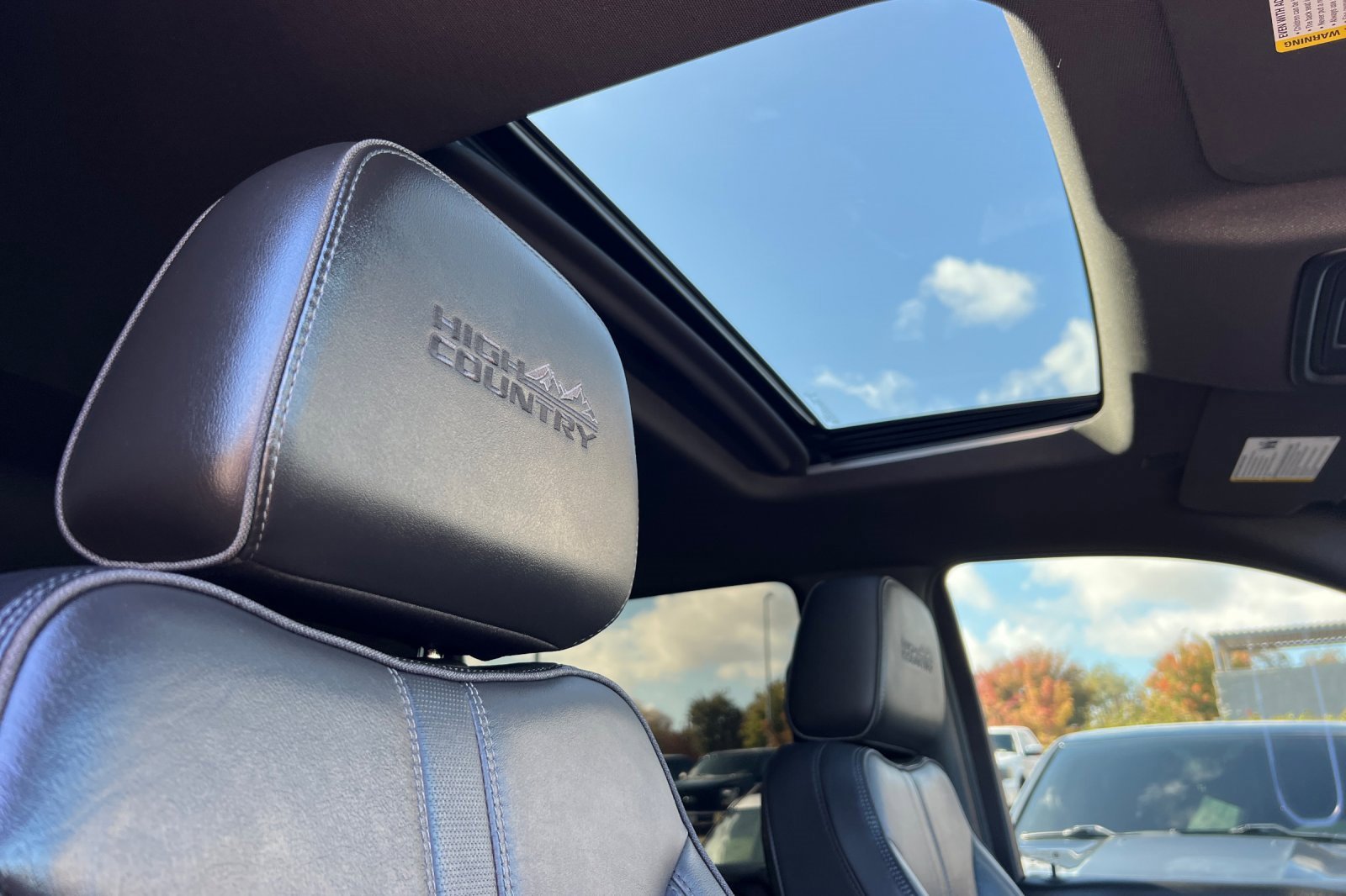 Used 2020 Chevrolet Silverado 1500 High Country w/ Technology Package image 17