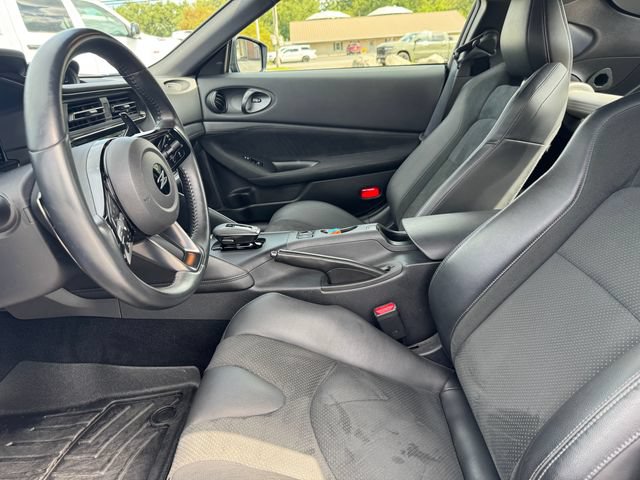Used 2023 Nissan Z w/ Floor Mat Package (L93) RWD image 28