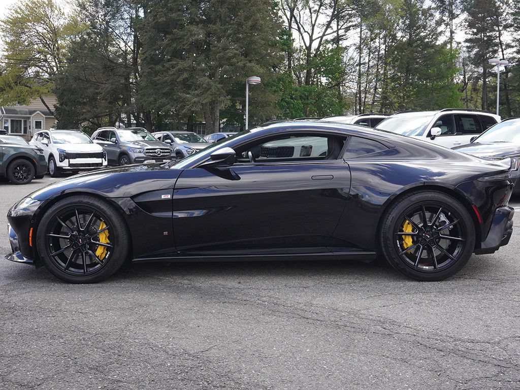 Used 2020 Aston Martin V8 Vantage Coupe RWD image 15