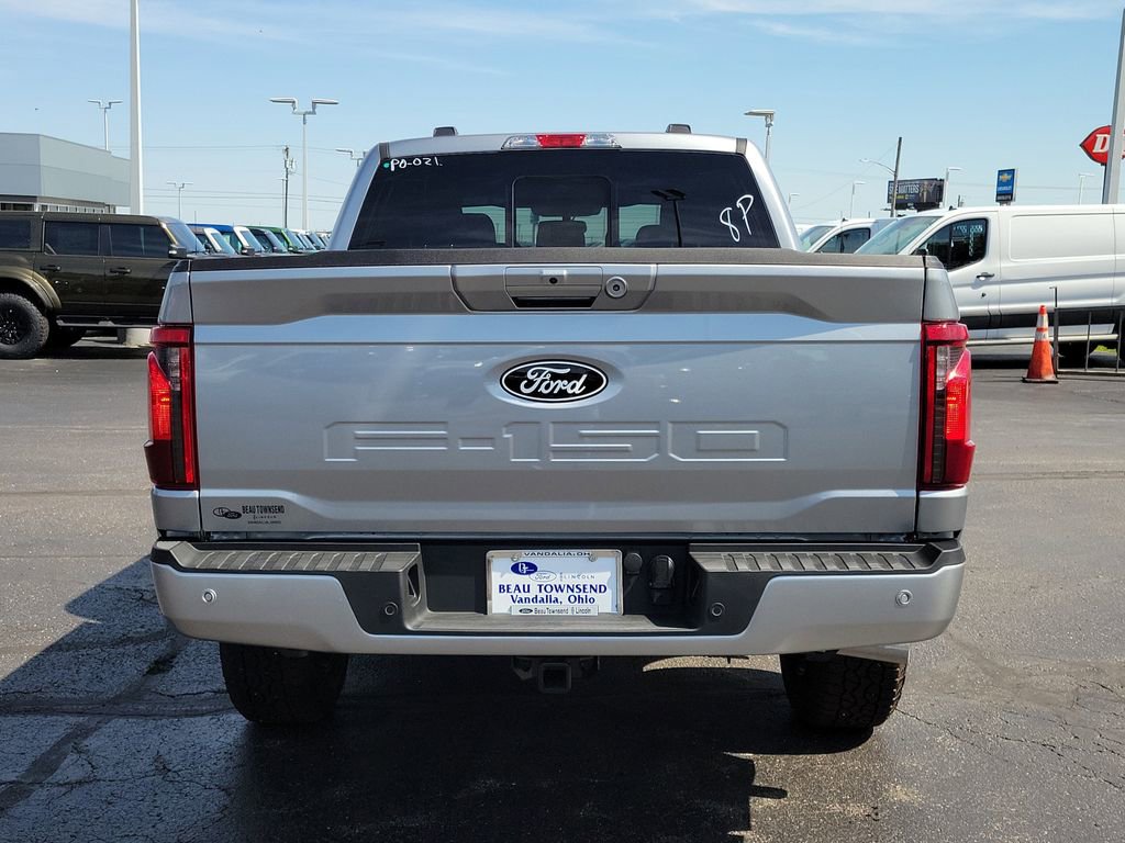 New 2026 Ford F150 XLT w/ Equipment Group 302A MID AWD/4WD image 5
