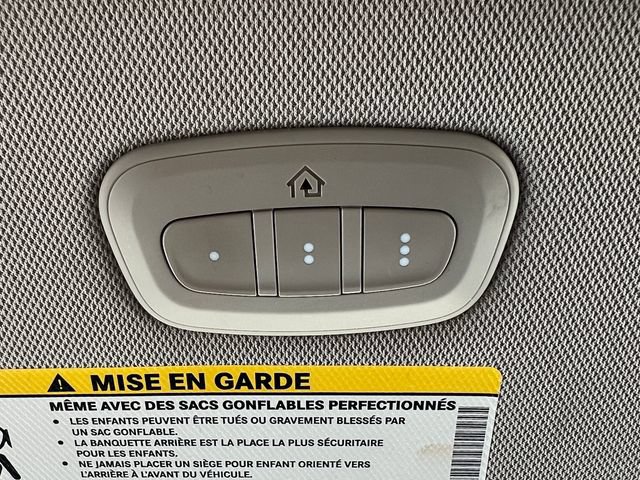 Used 2024 Chrysler Pacifica Limited FWD image 34