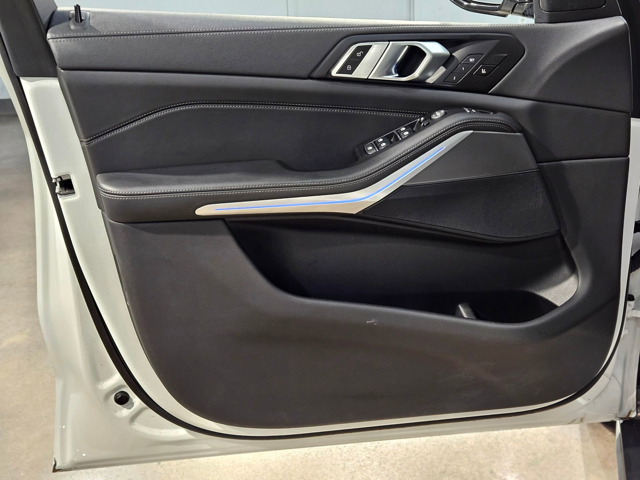 Used 2022 BMW X5 xDrive40i w/ Premium Package image 20