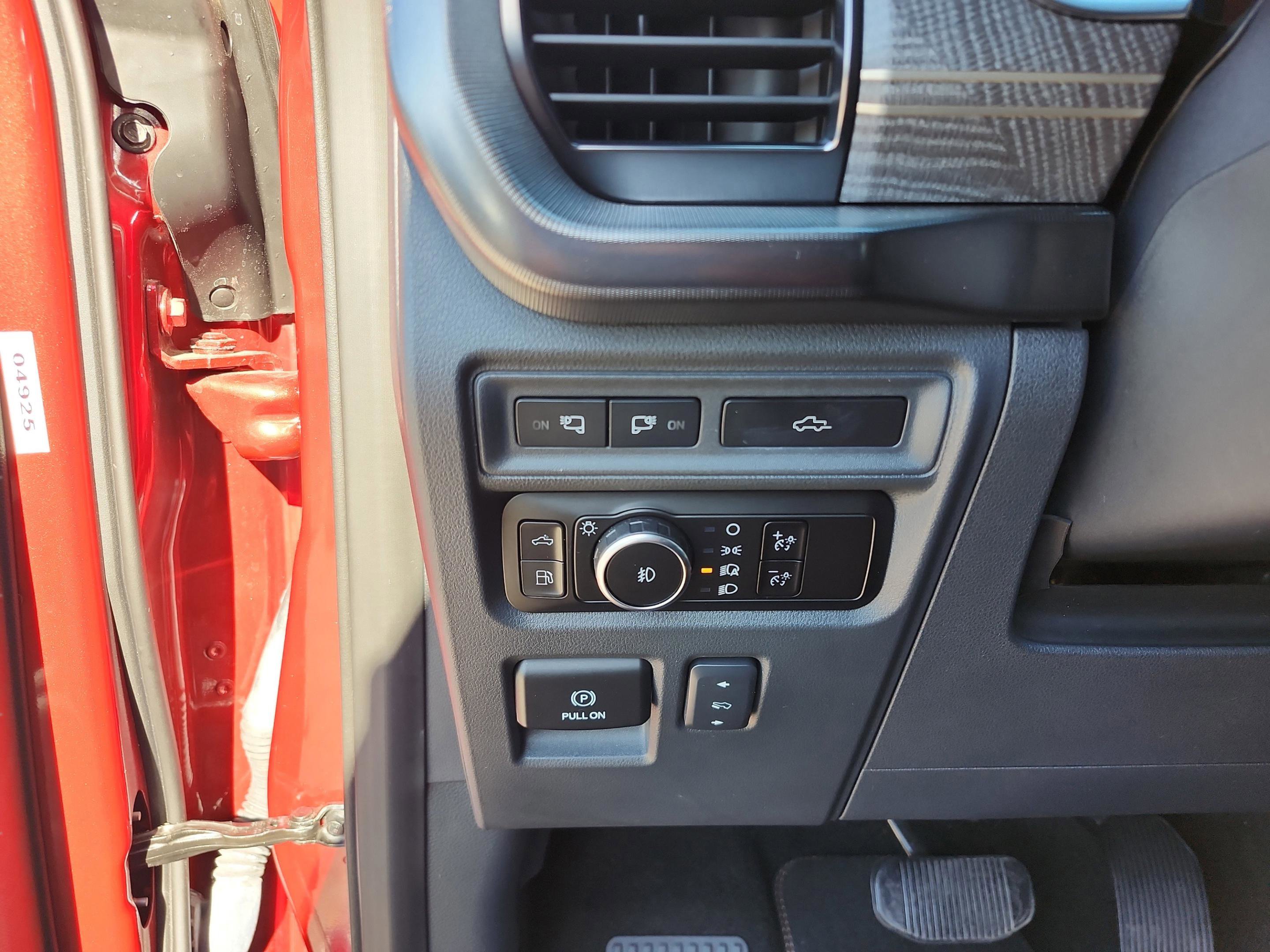 Certified 2023 Ford F150 Platinum w/ Equipment Group 701A High image 14