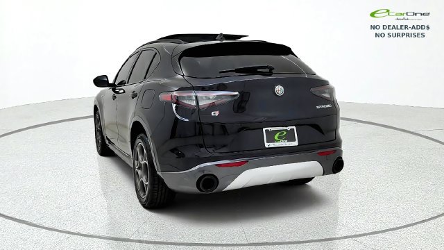 Used 2024 Alfa Romeo Stelvio Ti AWD/4WD image 6