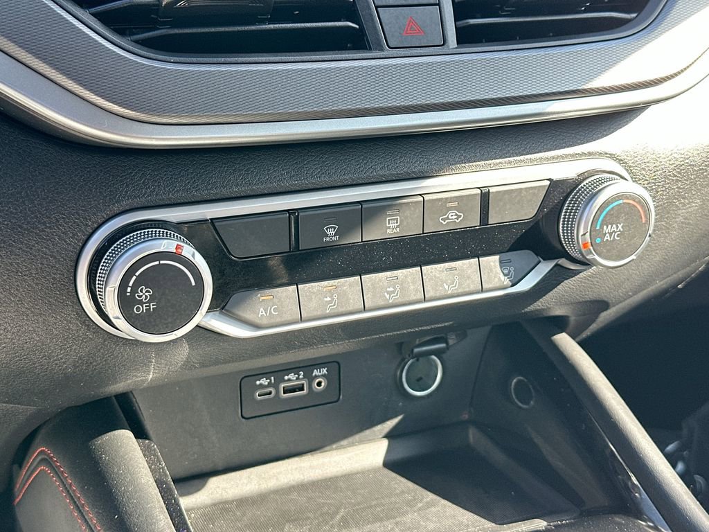 Used 2025 Nissan Altima 2.5 SR image 16