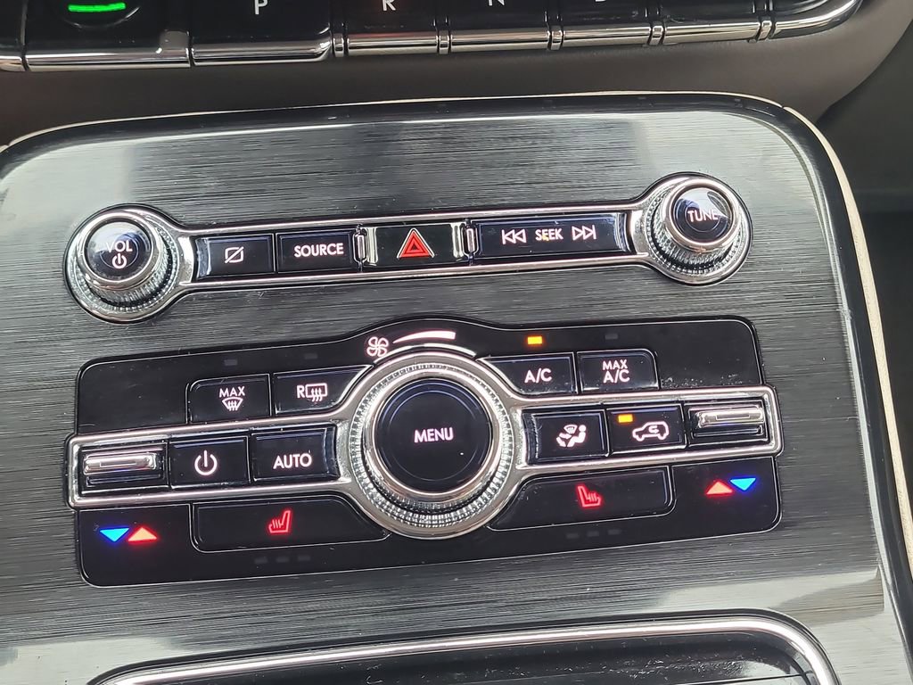 Used 2022 Lincoln Nautilus FWD w/ Premium Package image 23