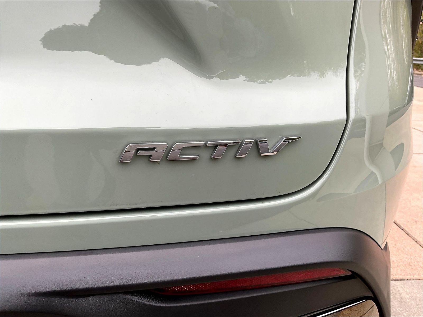 Used 2025 Chevrolet Trax ACTIV FWD image 23