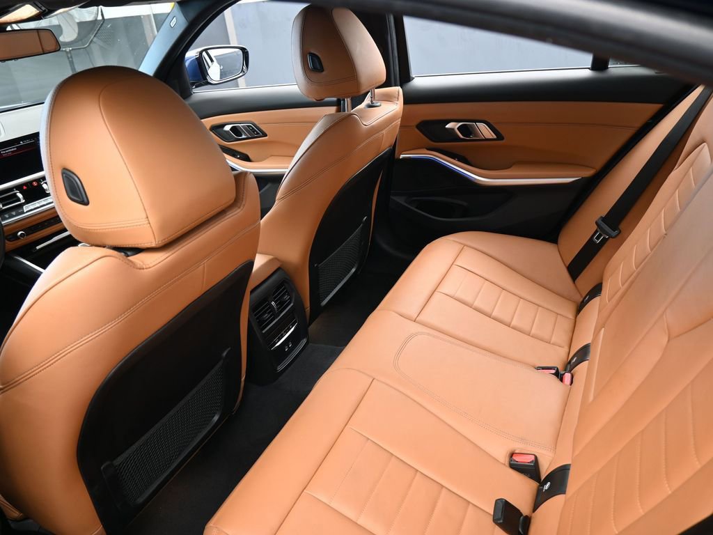 Used 2021 BMW 330i Sedan w/ Premium Package image 38