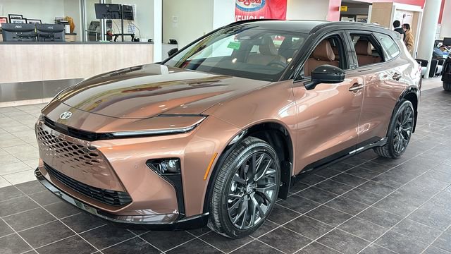 New 2026 Toyota Crown Signia w/ Advanced Technology Package image 3