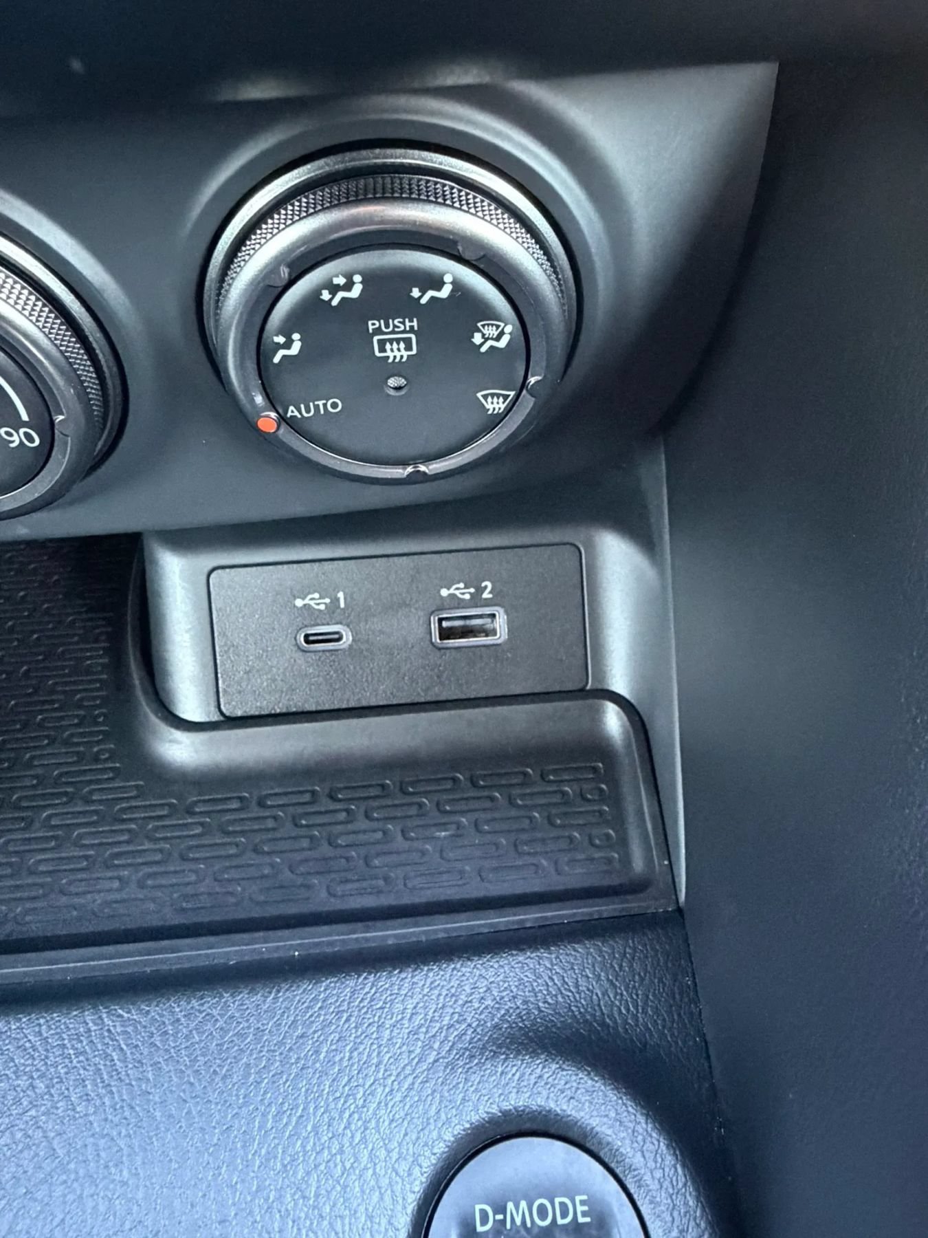 Used 2023 Nissan Z w/ Floor Mat Package (L93) RWD image 29