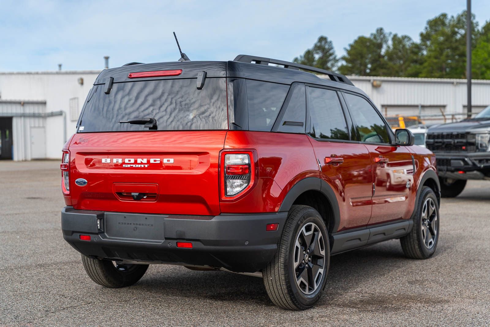 Used 2024 Ford Bronco Sport Outer Banks w/ Tech Package image 7