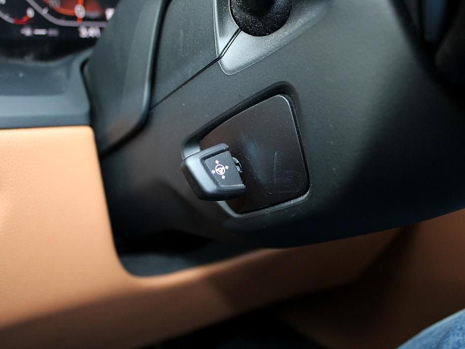 Used 2020 BMW 840i xDrive 840i w/ Driving Assistance Package image 37