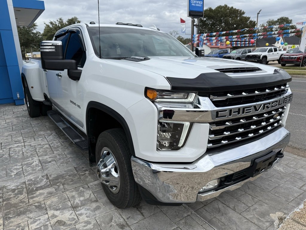 Certified 2022 Chevrolet Silverado 3500 LTZ w/ LTZ Convenience Package image 5