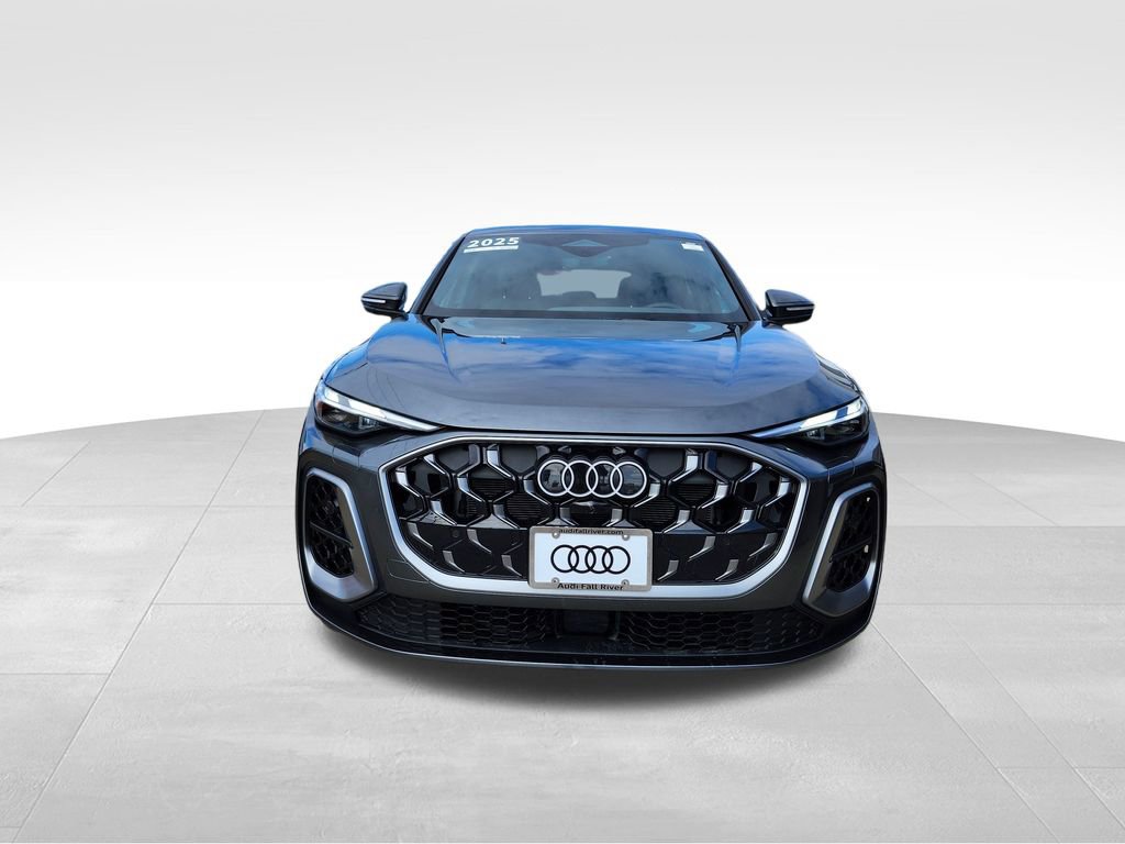 Certified 2025 Audi Q5 Premium w/ Convenience Package image 2