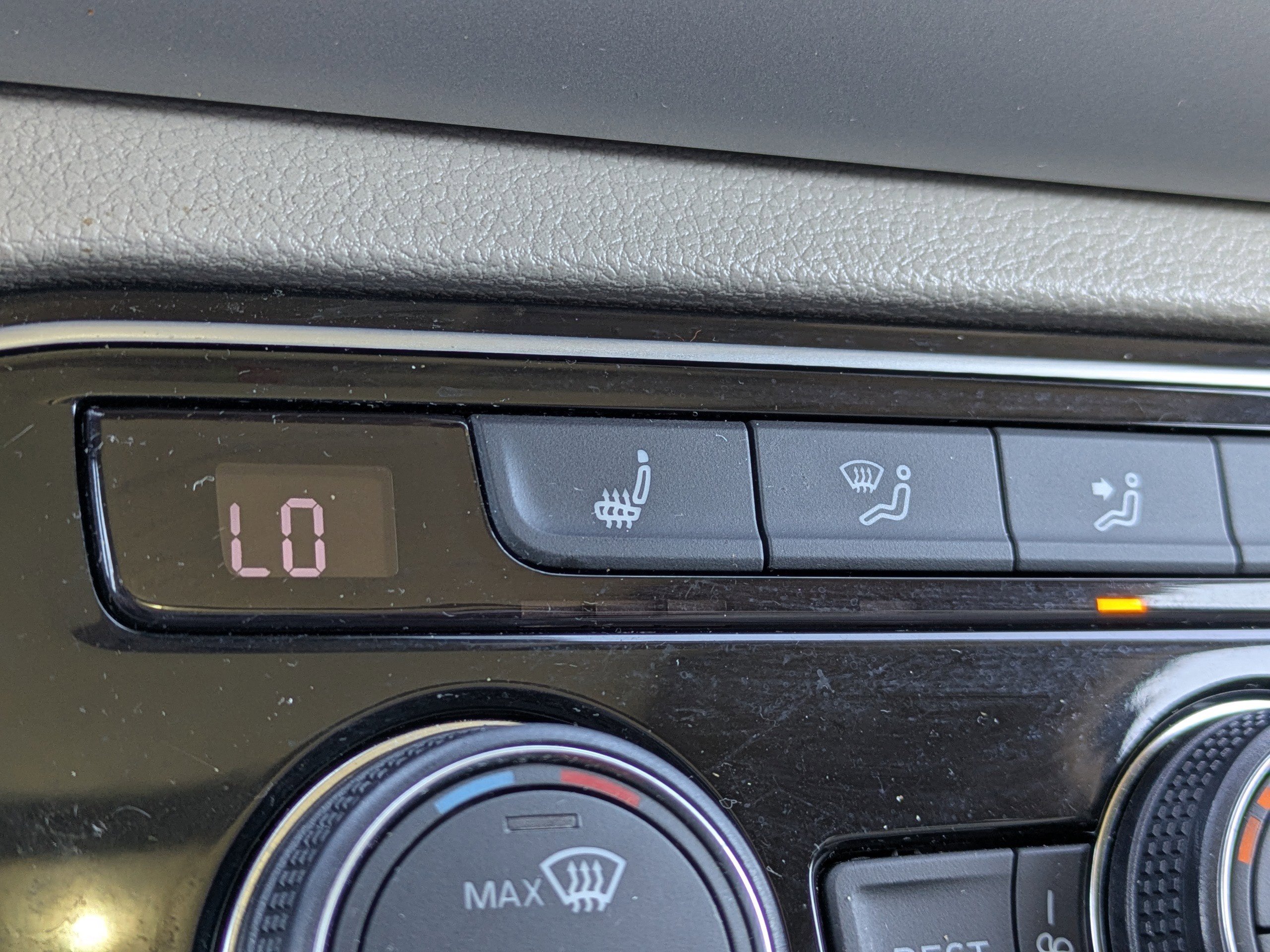 Used 2021 Volkswagen Atlas SEL image 31