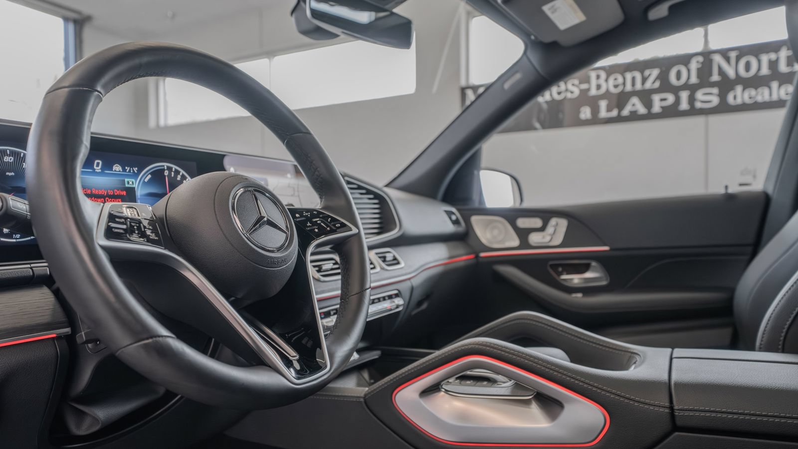 Used 2025 Mercedes-Benz GLE 450e 4MATIC image 7