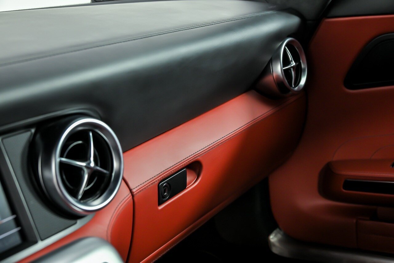 Used 2012 Mercedes-Benz SLS AMG Roadster image 39