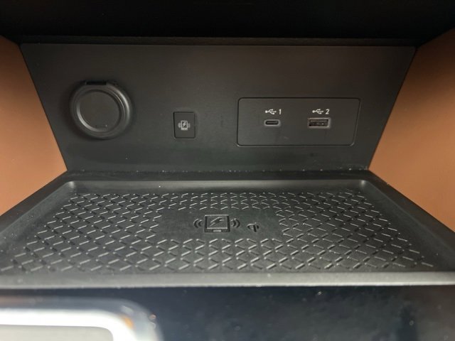 Used 2024 Nissan Pathfinder Platinum image 36