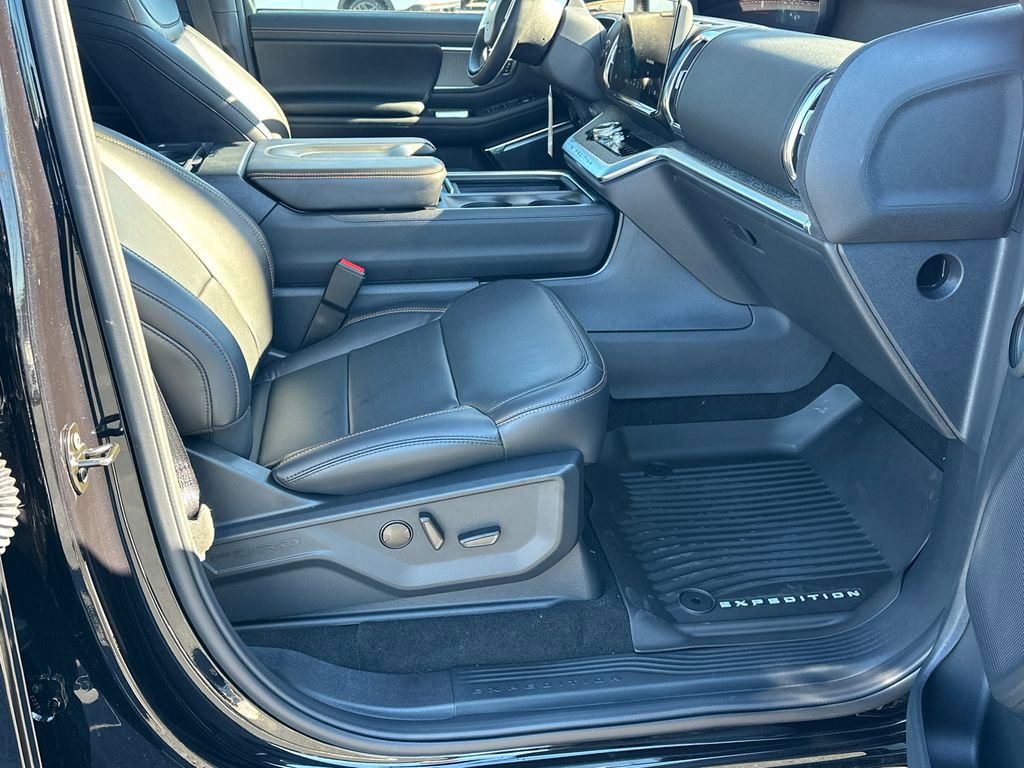 New 2025 Ford Expedition Tremor AWD/4WD image 13
