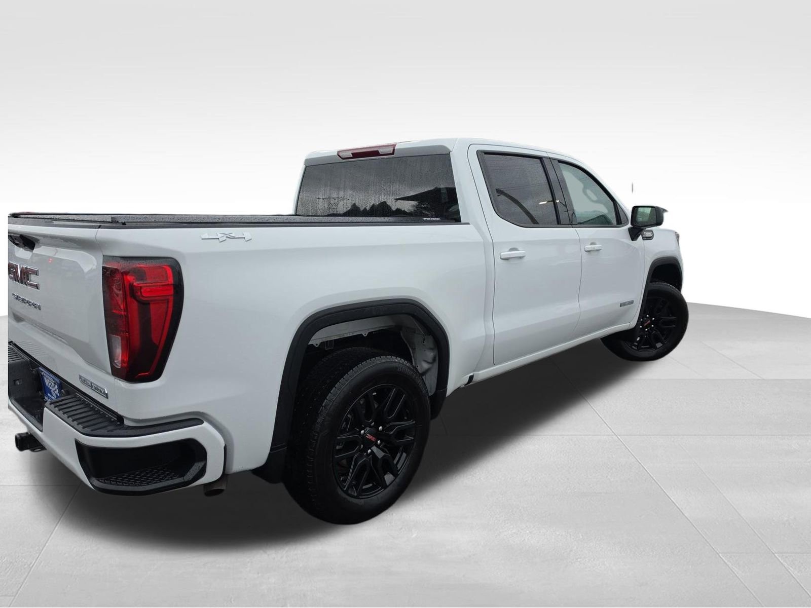 Used 2026 GMC Sierra 1500 Elevation image 8