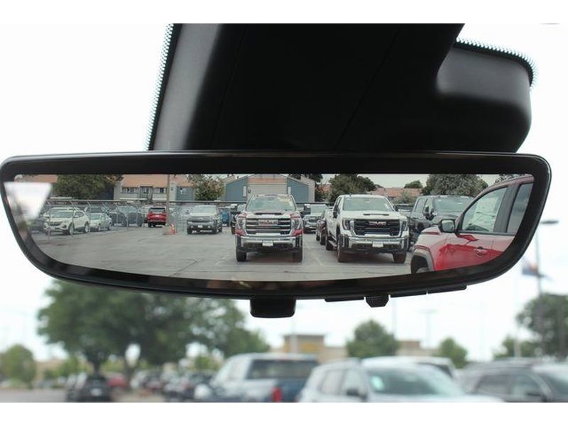 New 2026 Buick Encore GX Avenir w/ Avenir Technology Package image 5