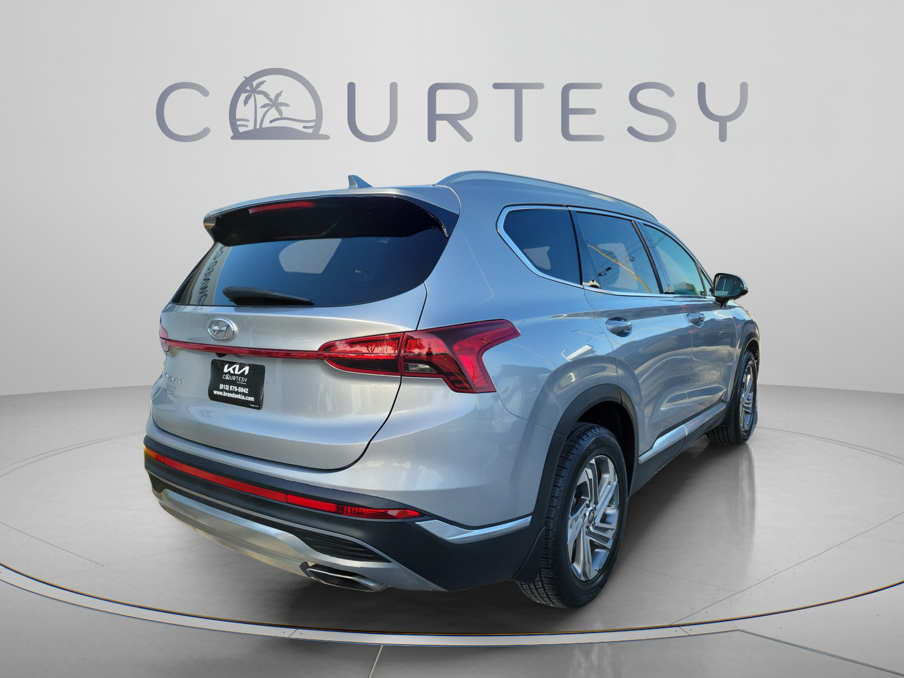 Used 2022 Hyundai Santa Fe SEL w/ Cargo Package FWD image 3