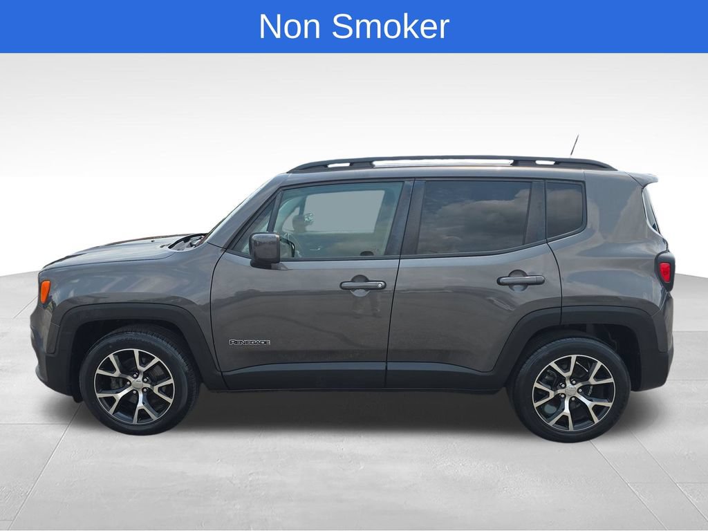 Used 2018 Jeep Renegade Latitude FWD video 2