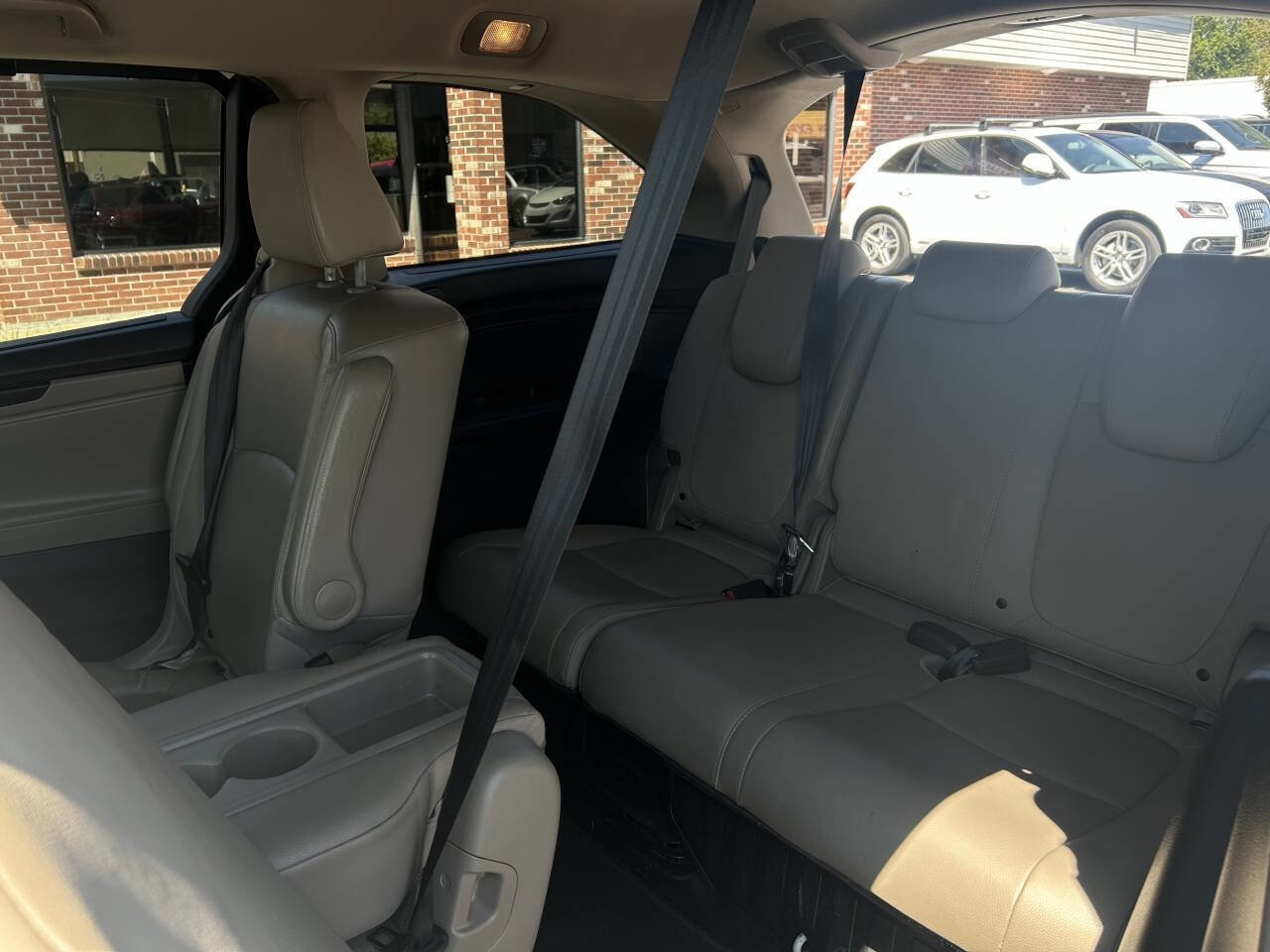 Used 2019 Honda Odyssey EX-L image 22