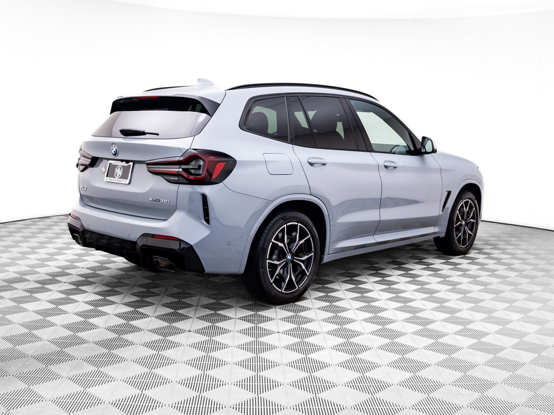 Certified 2023 BMW X3 xDrive30i w/ M Sport Package AWD/4WD image 5