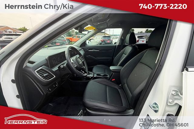 Used 2024 Kia Seltos EX FWD image 21