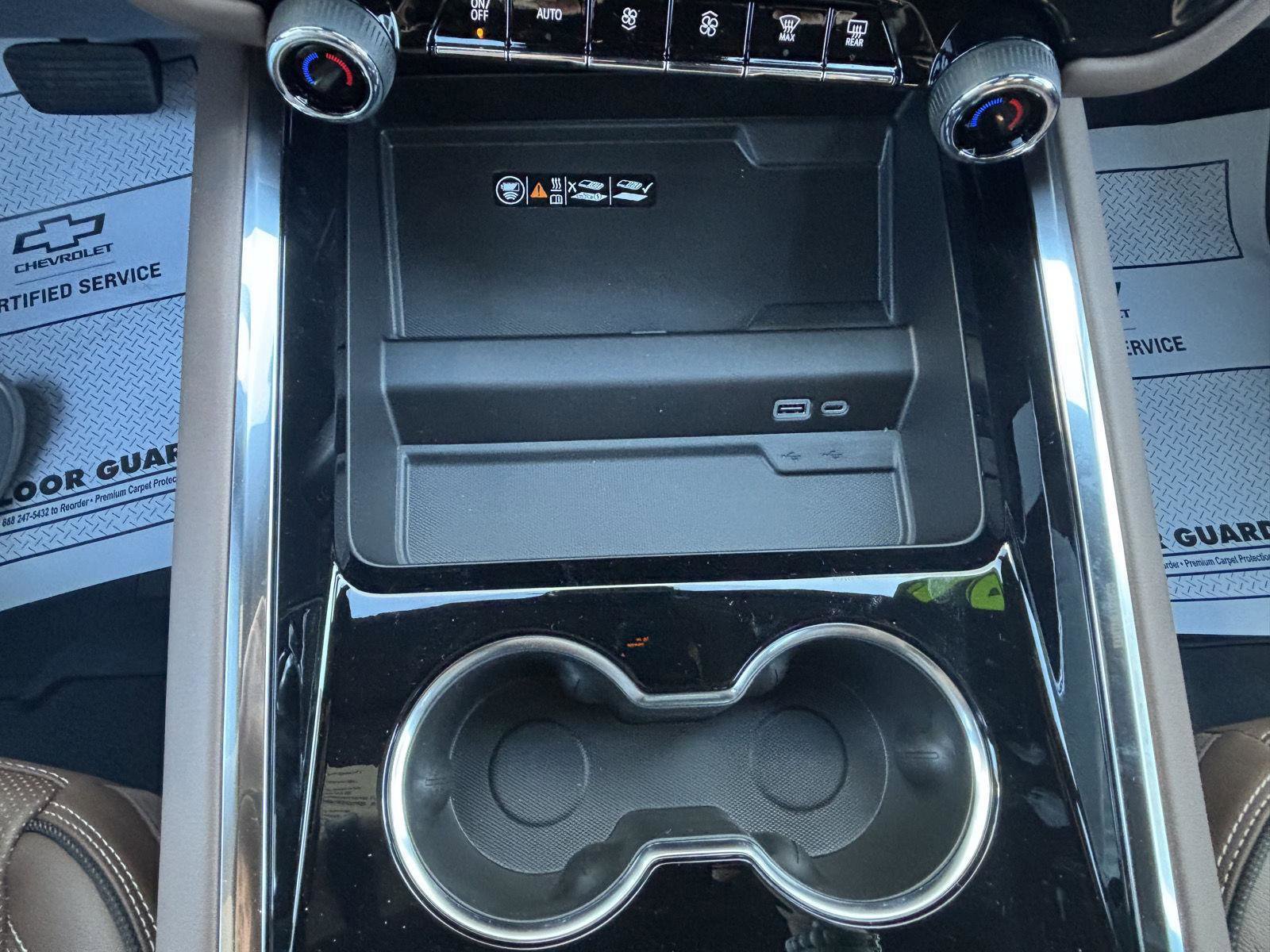 New 2026 Chevrolet Suburban High Country image 26