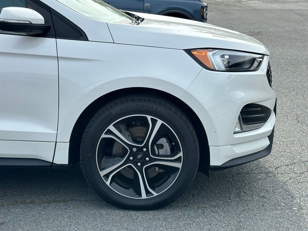 Used 2023 Ford Edge ST w/ Cargo Accessory Package AWD/4WD image 43