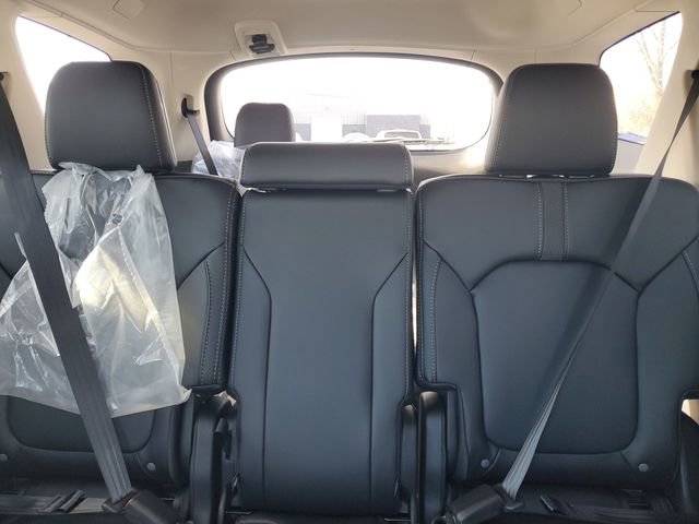 New 2025 Honda Pilot Touring image 21