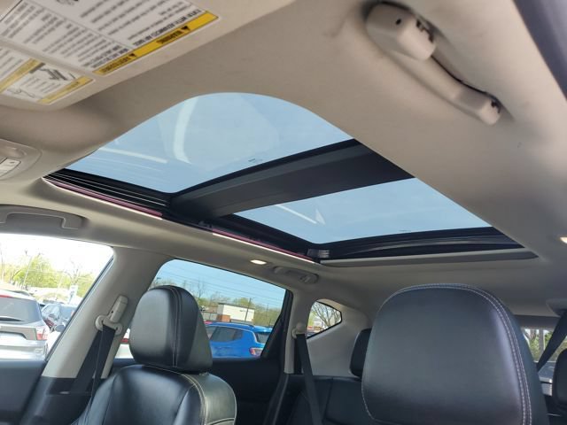 Used 2020 Nissan Murano SL w/ Moonroof Package AWD/4WD image 7