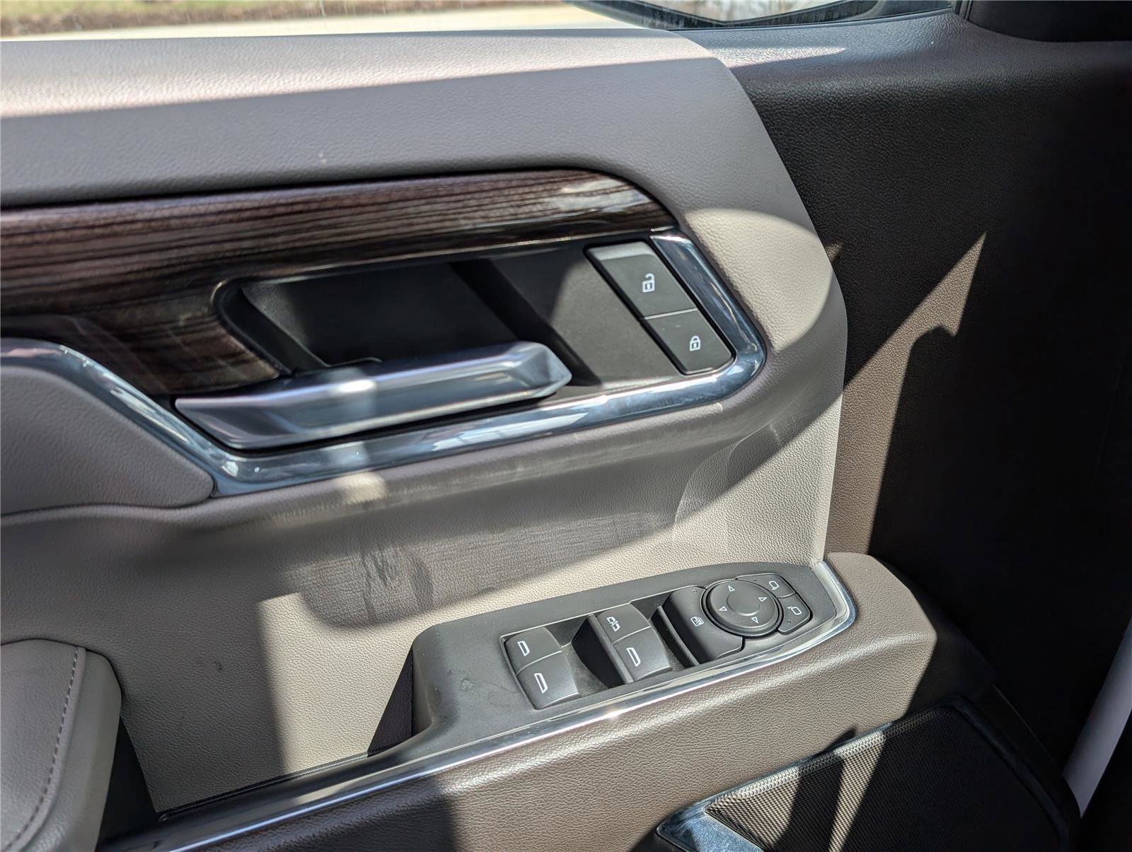 Used 2024 Chevrolet Silverado 1500 RST AWD/4WD image 18