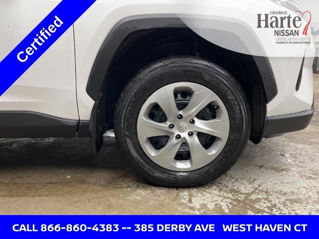 Used 2021 Toyota RAV4 LE image 14