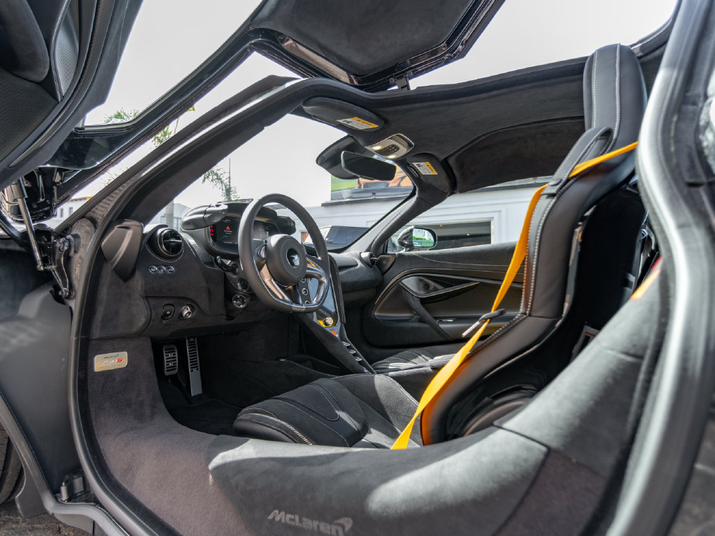 New 2027 McLaren 750S RWD image 8