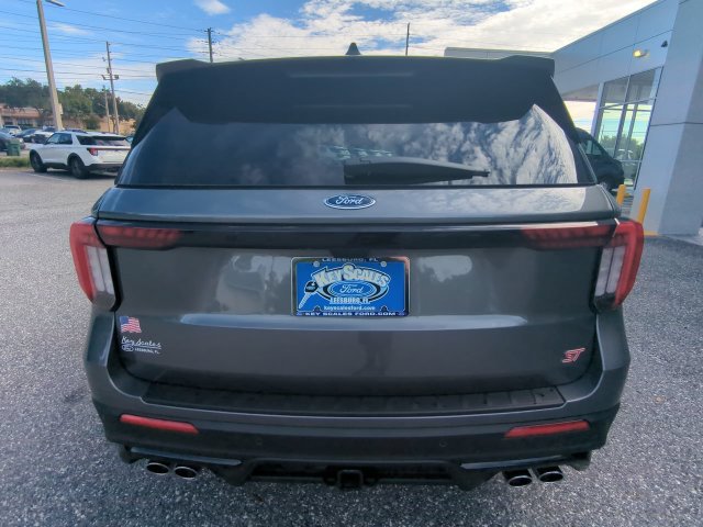 New 2027 Ford Explorer Active w/ Active Comfort Package RWD image 6