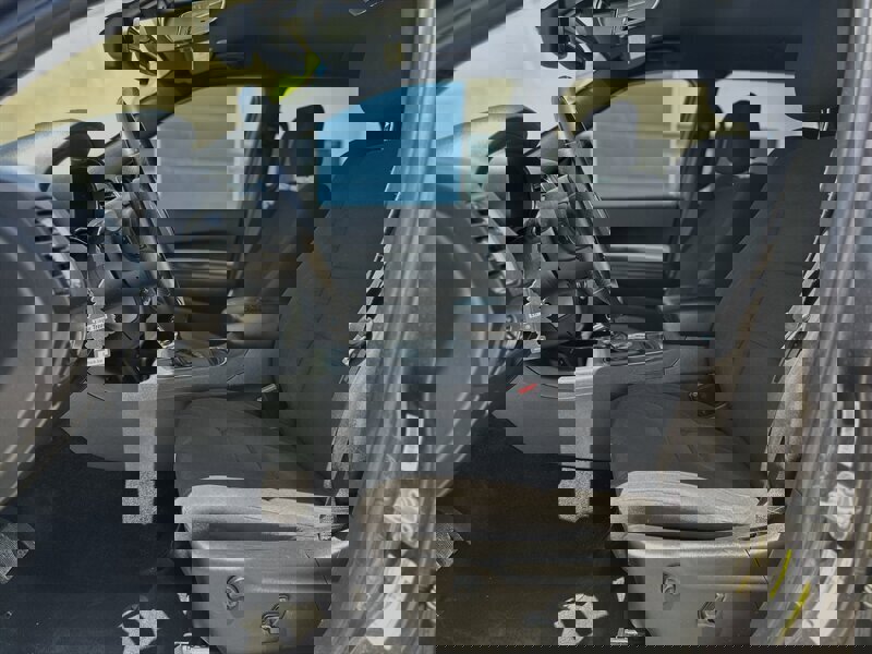 Used 2018 Dodge Durango SXT w/ Quick Order Package 2BB image 3