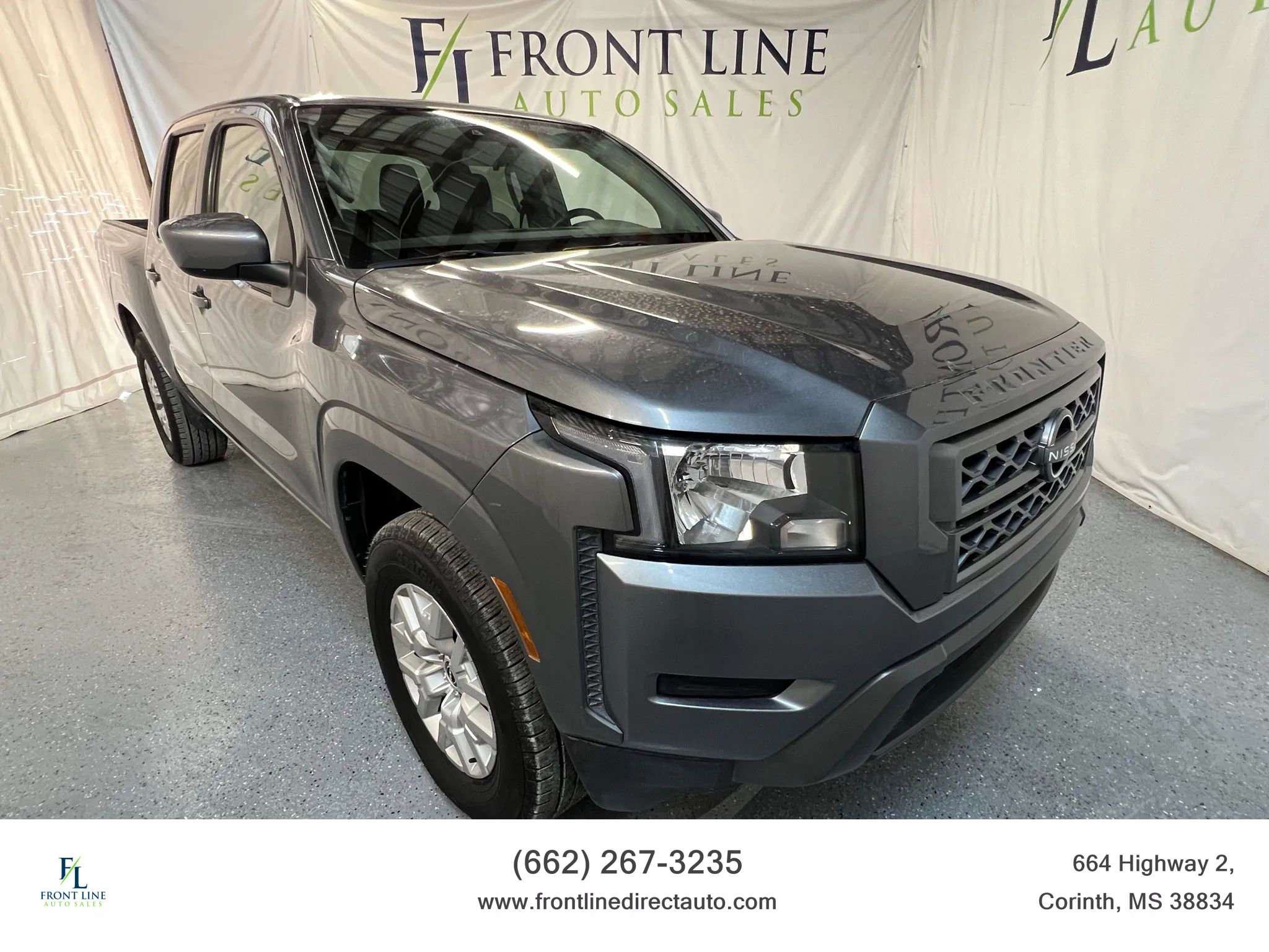 Used 2022 Nissan Frontier SV image 1
