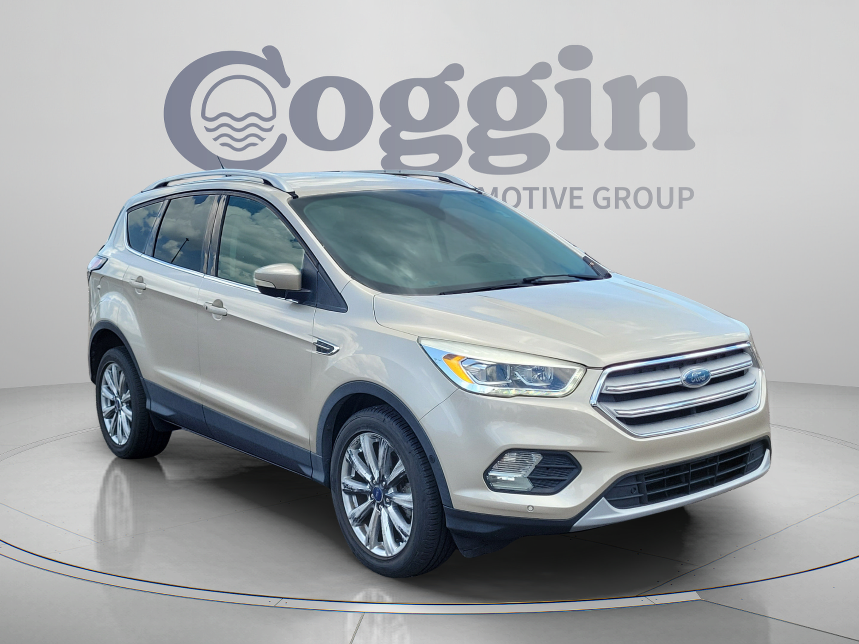 Used 2018 Ford Escape Titanium FWD image 7