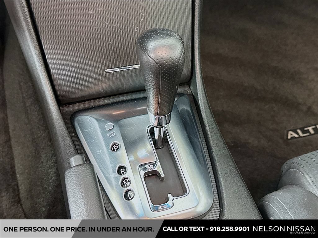 Used 2012 Nissan Altima 2.5 S w/ 2.5S Premium Pkg FWD image 16