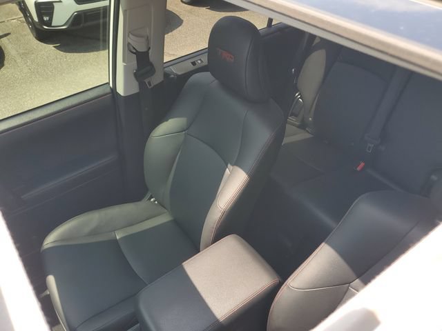 Used 2023 Toyota 4Runner TRD Off-Road Premium w/ Moonroof Package AWD/4WD image 36