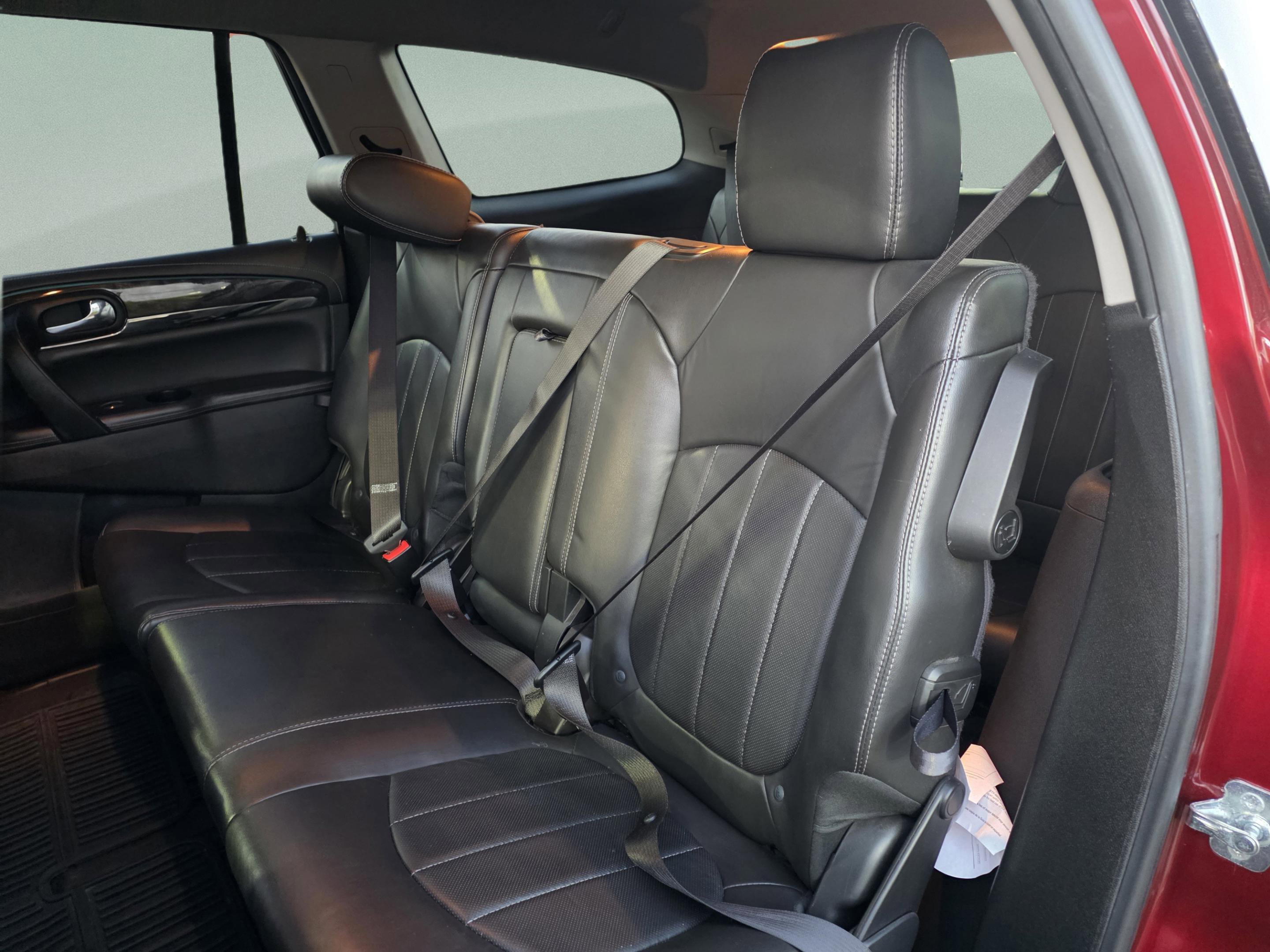 Used 2016 Buick Enclave Leather FWD image 29