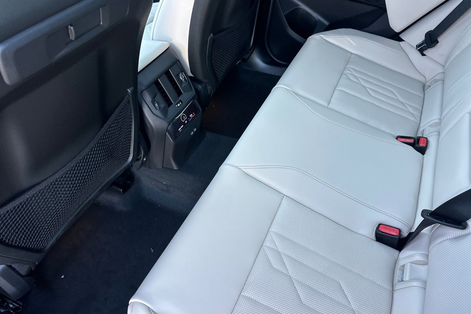 Used 2026 BMW X3 xDrive30i w/ Premium Package AWD/4WD image 19