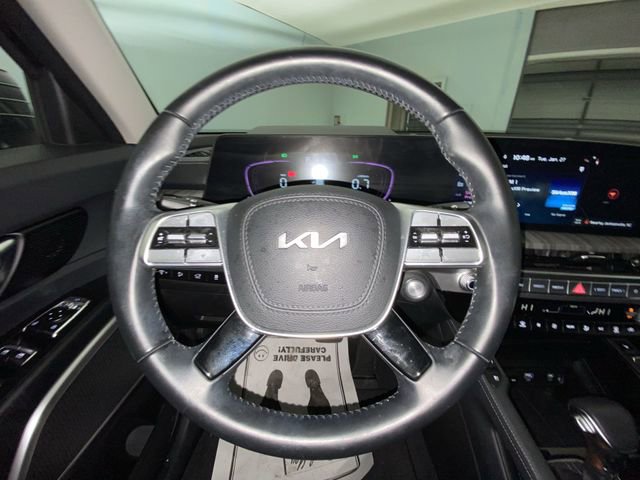 Used 2024 Kia Telluride EX w/ EX Captain's Chair Package image 14