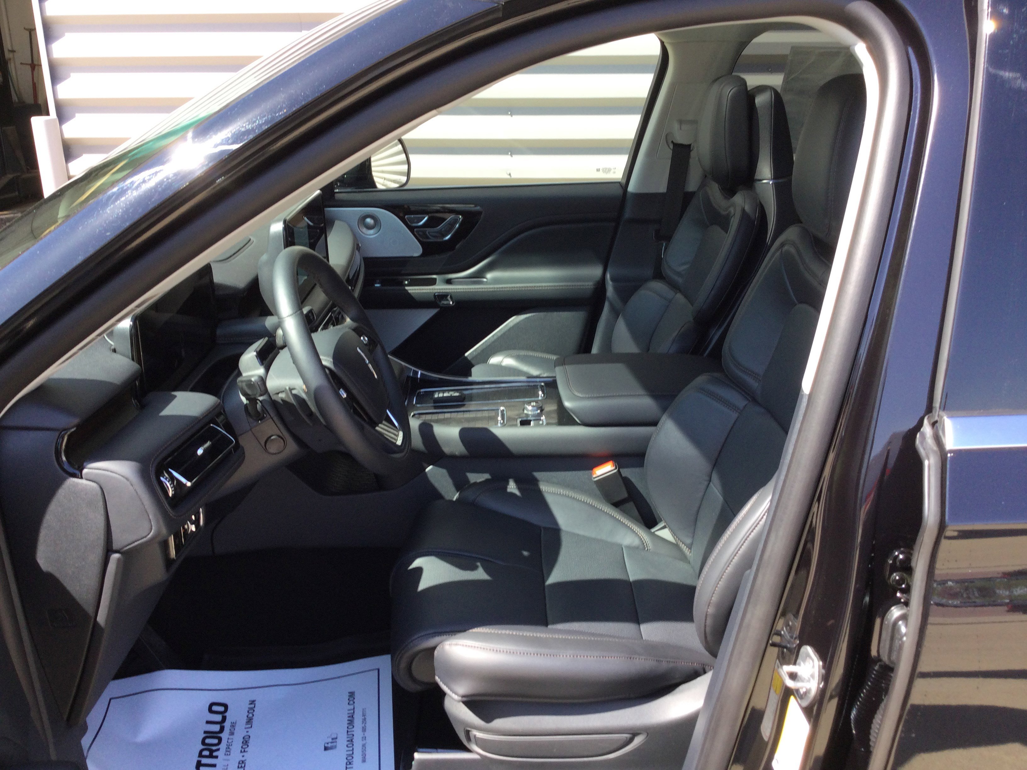 New 2025 Lincoln Aviator Reserve w/ Equipment Group 201A image 8